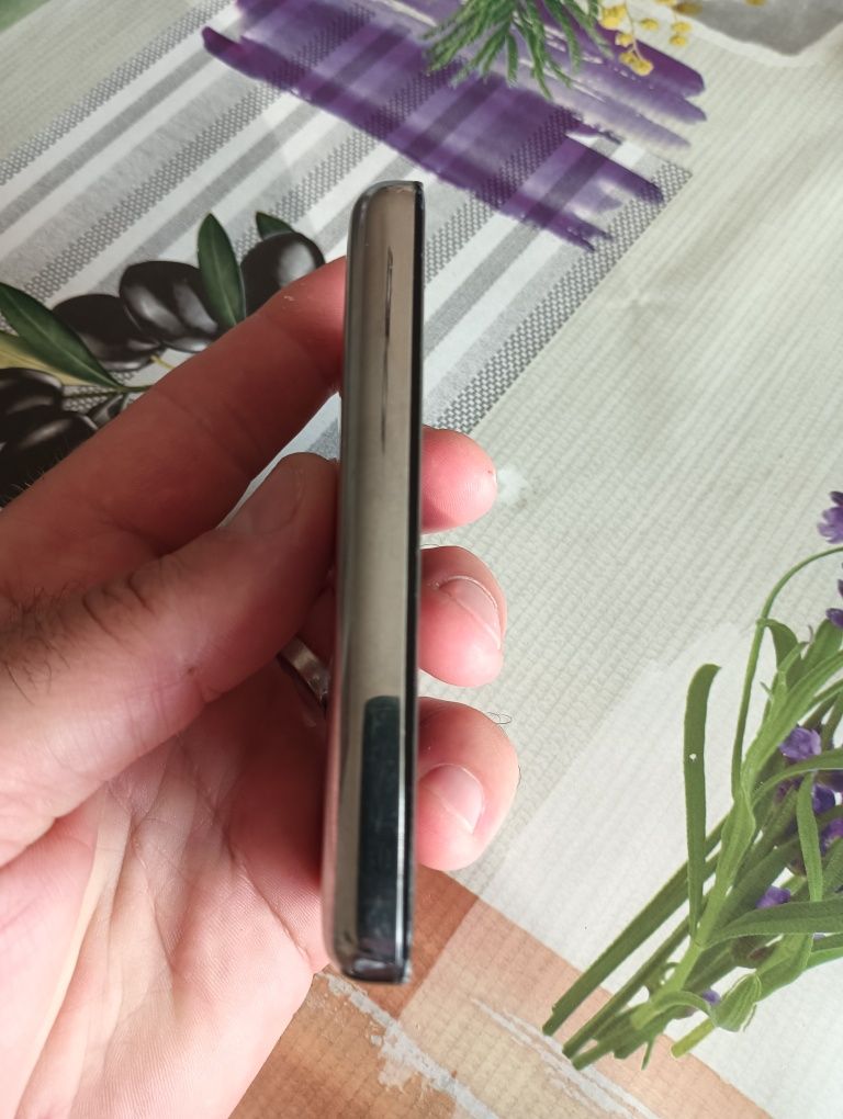 Vând iPod de 80 GB