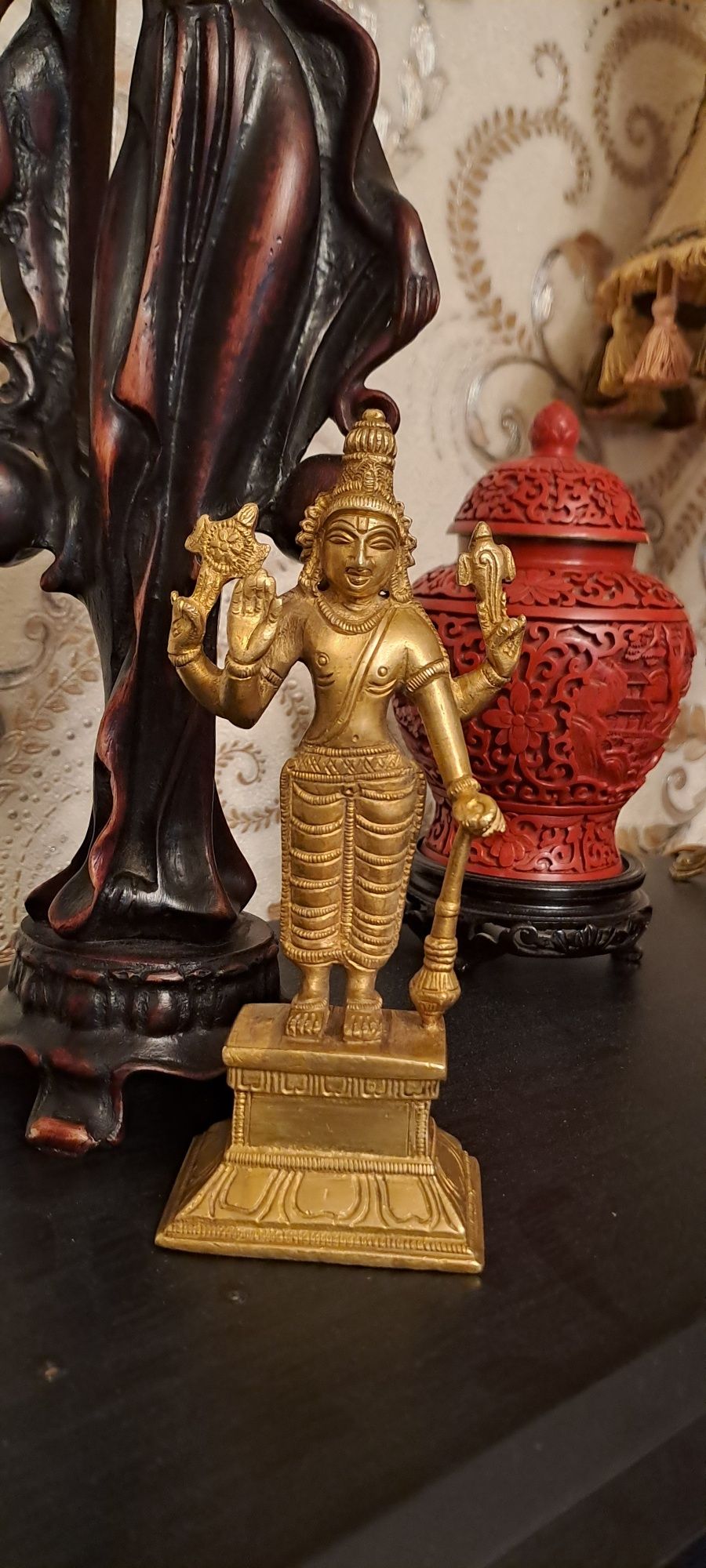 Statuetă masivă bronz