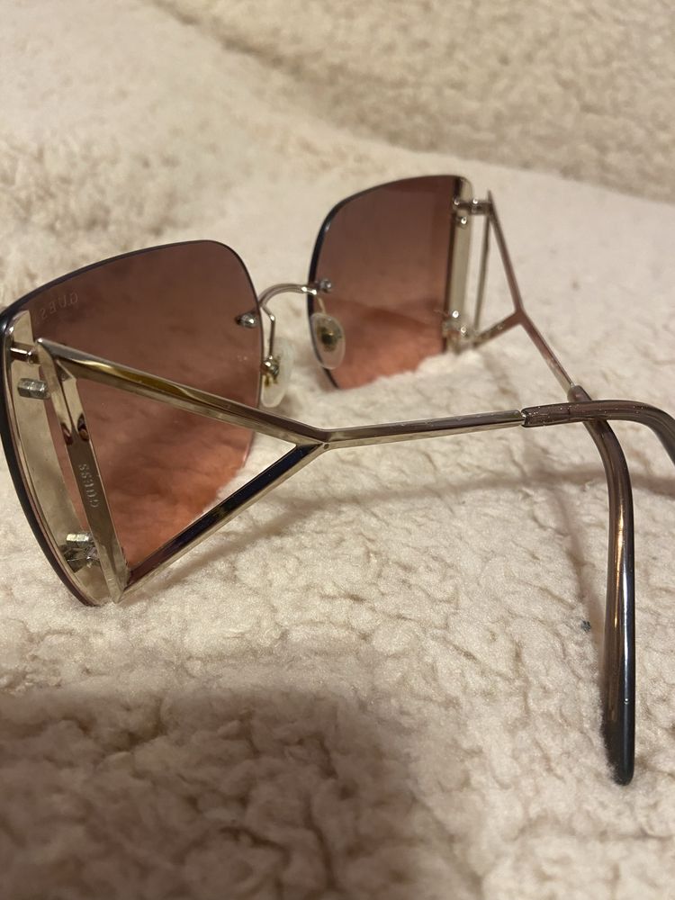 дамски слънчеви очила Guess