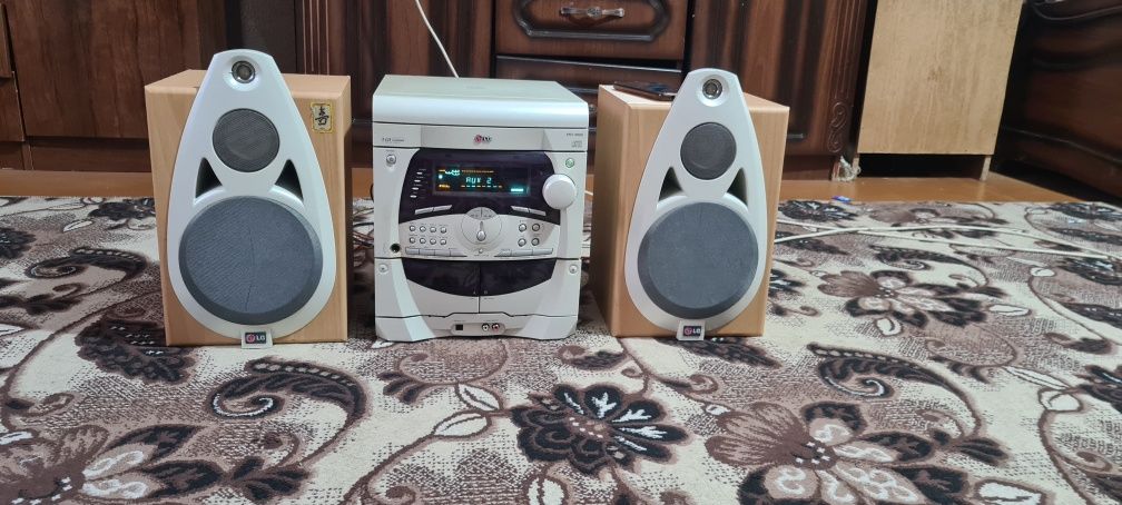 Muzikalniy sentir LG