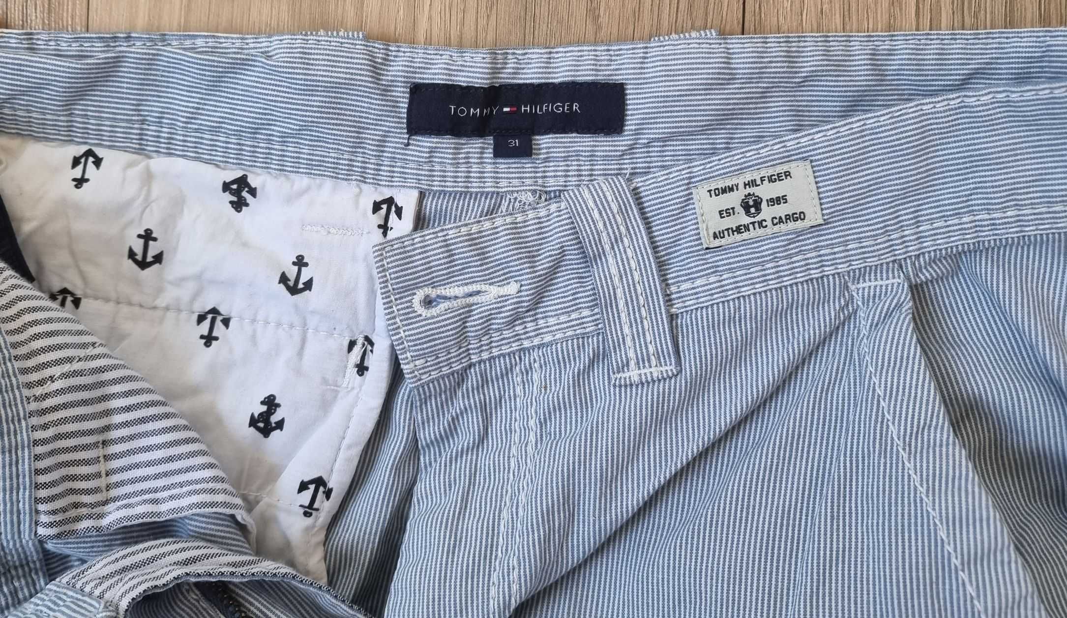 Къси панталони Tommy Hilfiger 31