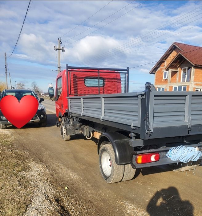 Vând Nissan Capstar