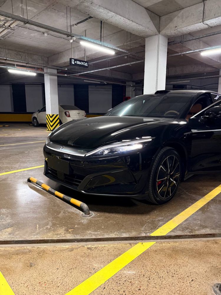 New model BYD HAN L 2025