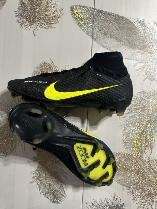 Nike mercurial superfly