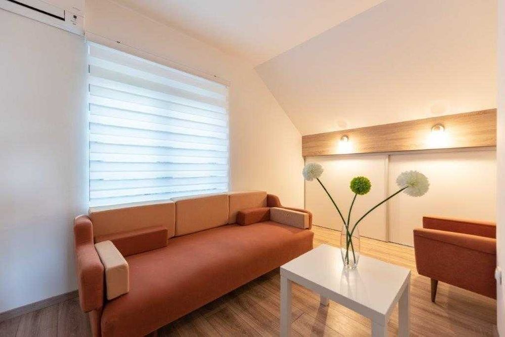 Дава се под наем Двустаен апартамент в Бургас, Лазур - 57 кв.м за 188.7 € - Снимка #2