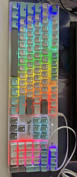 Клавиратура Bloody белая