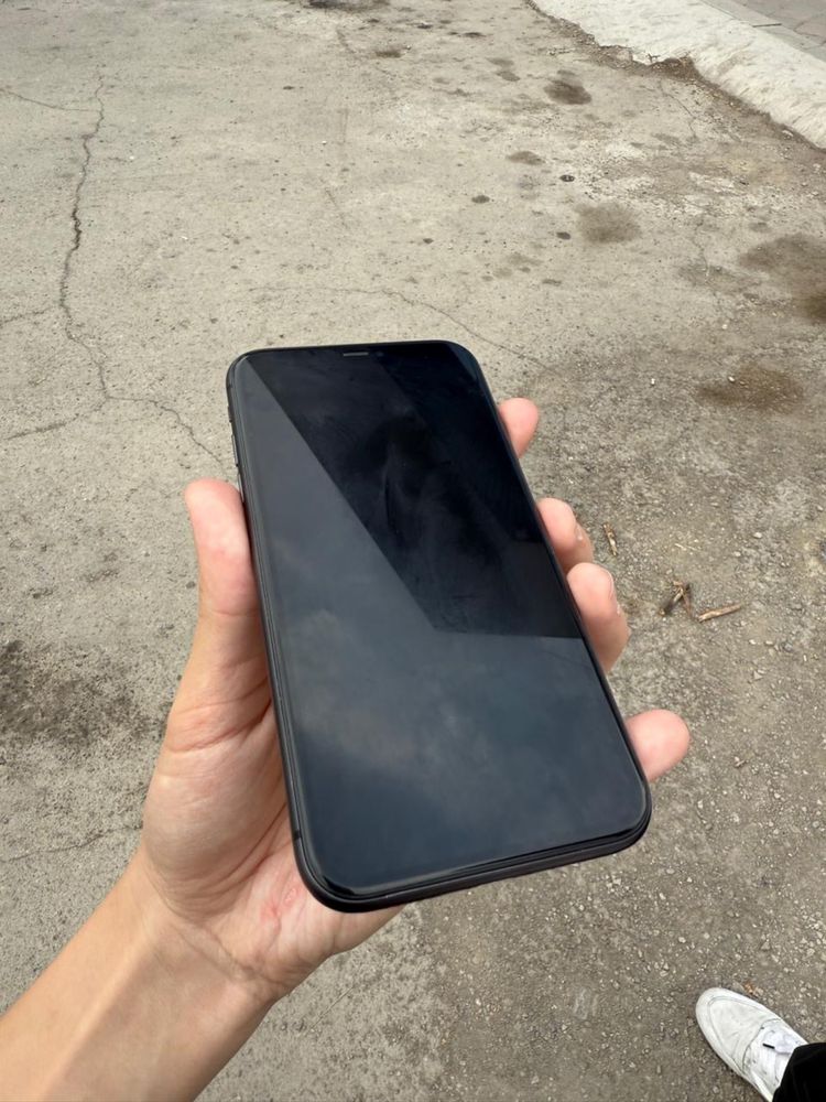 iphone 11 в хорошем состояний