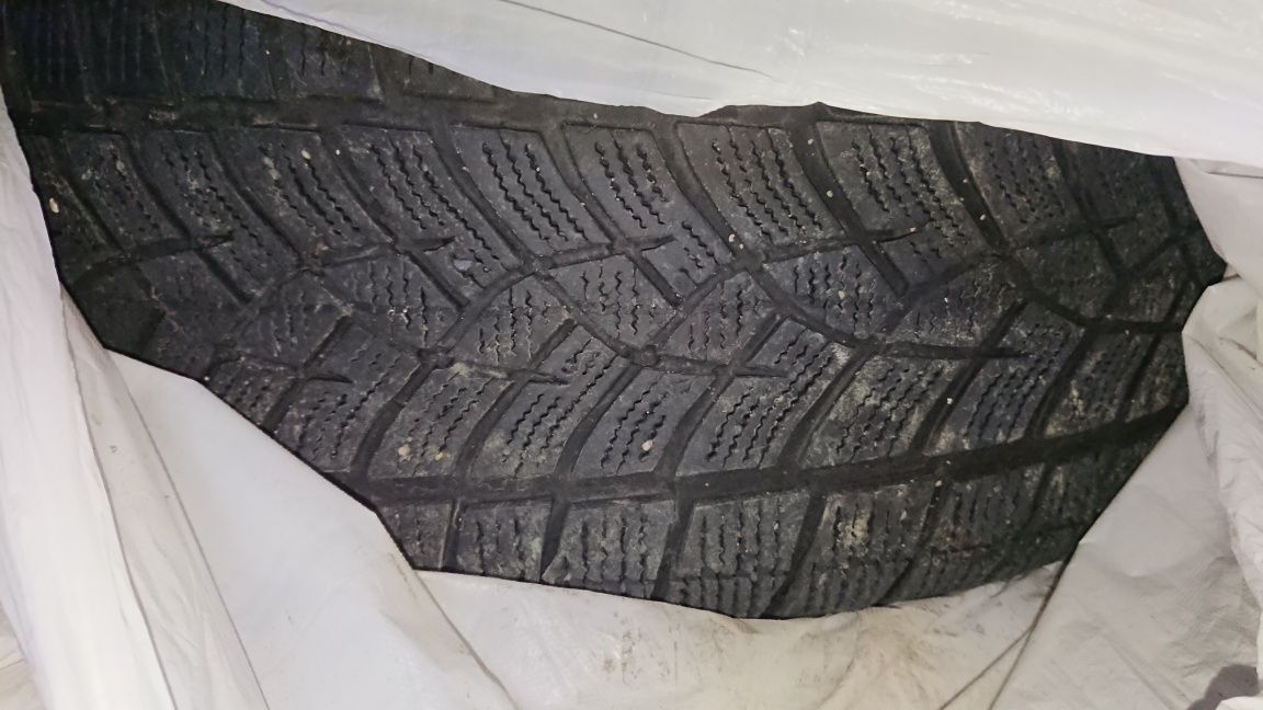 Зимние шины (липучки) Goodyear UltraGrip Ice SUV G1 265/65 R17