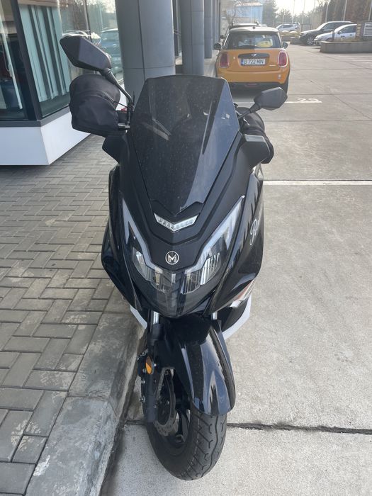 Scuter 125 cc Mitt GTS