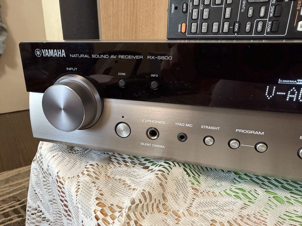 Yamaha RX-S600 Slim ресивър