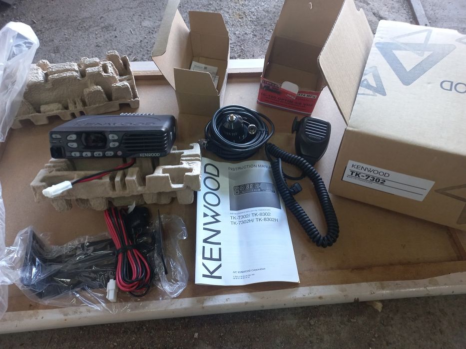 Радиостанция KENWOOD