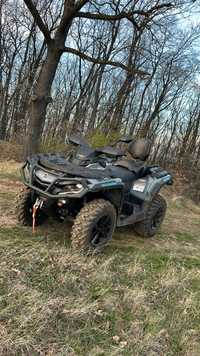 Can-am outlander 1000 model 2023