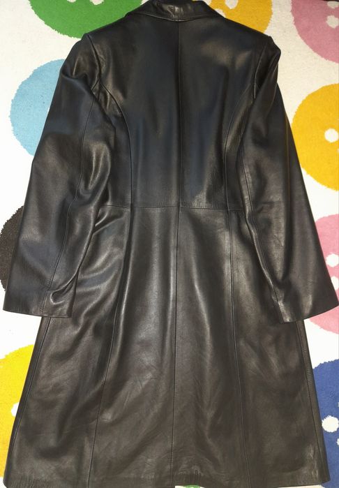 Geaca lunga damă piele naturala, Mas L,purtata o sungura data..