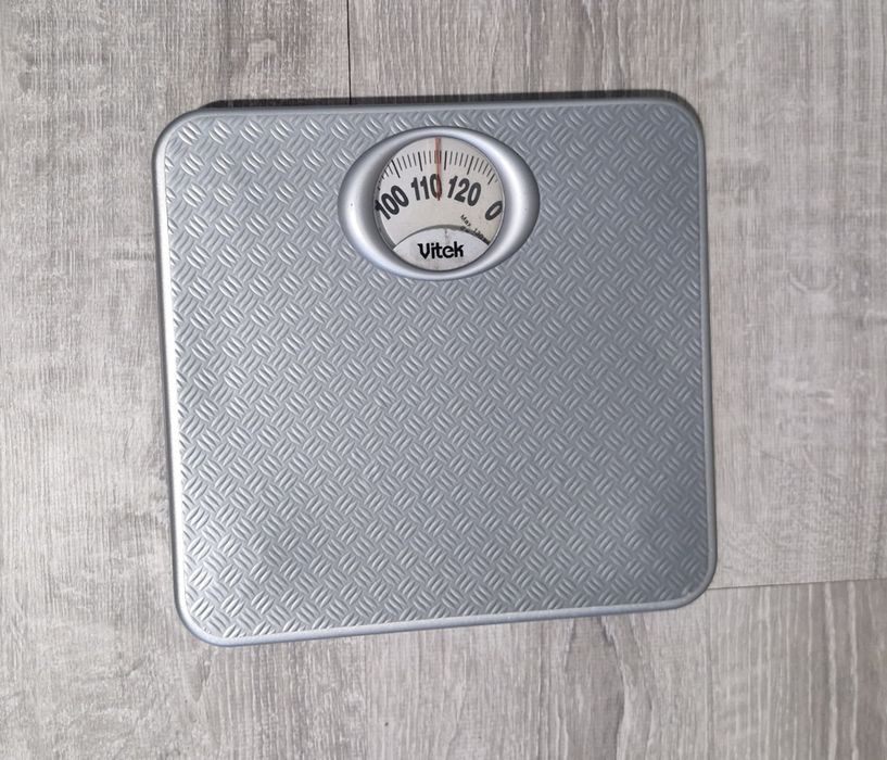 Продам напольные весы