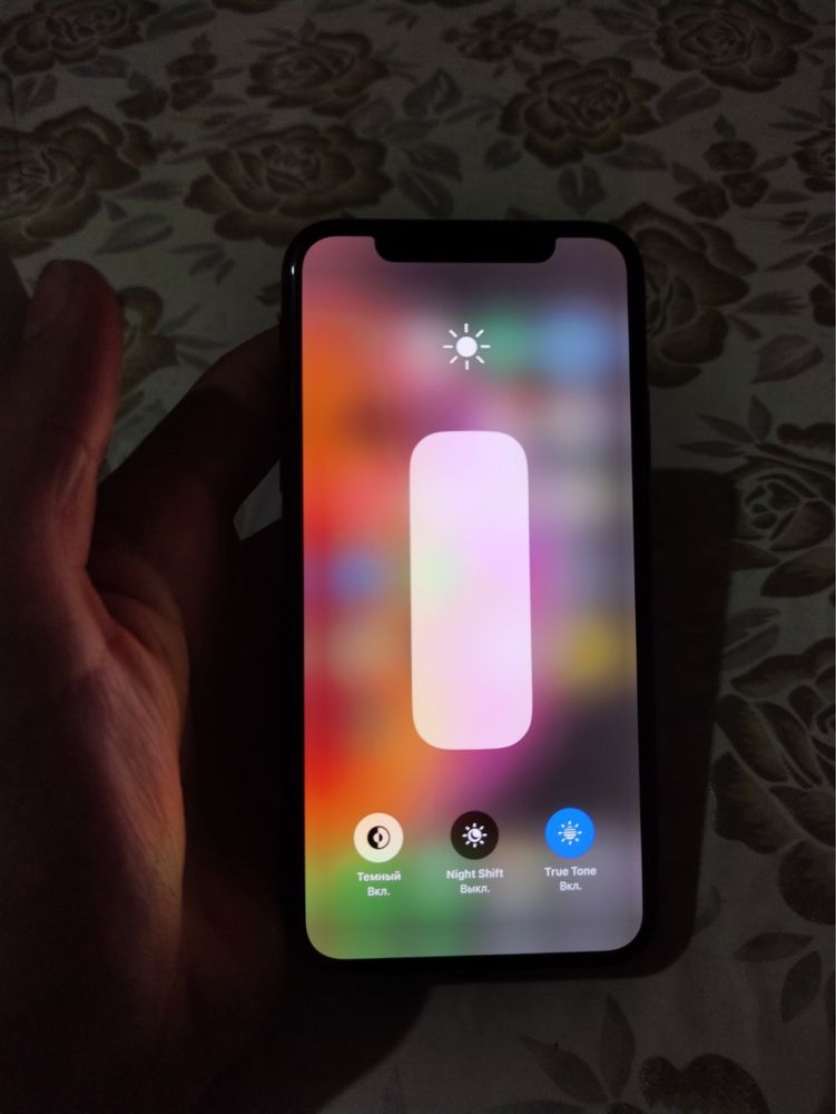 IPhone X holati yaxshi