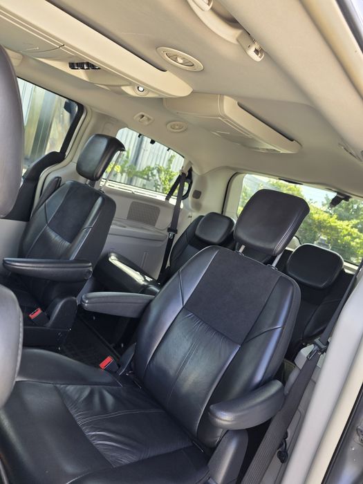Chrysler grand voyager