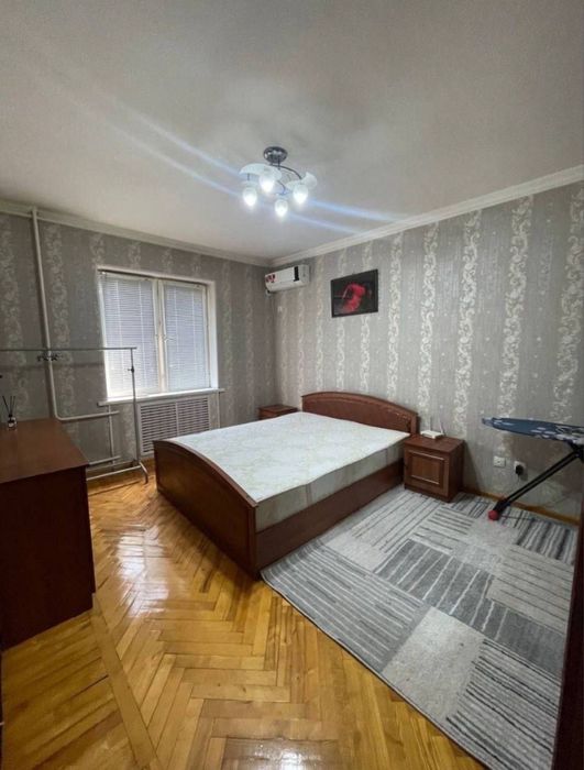 ПРОДАЕТСЯ квартира 3/3/4 вторичка, 75м2, кирпич, на Ц6 Алайский
