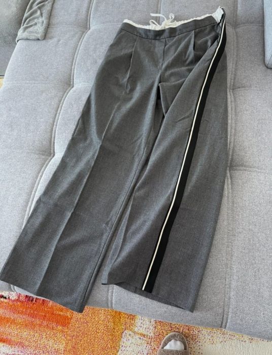 Pantaloni Zara în stare perfecta