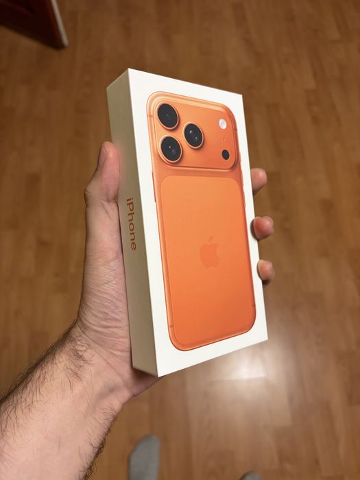 iPhone 17 Pro, 256 GB, Cosmic Orange, Sigilat