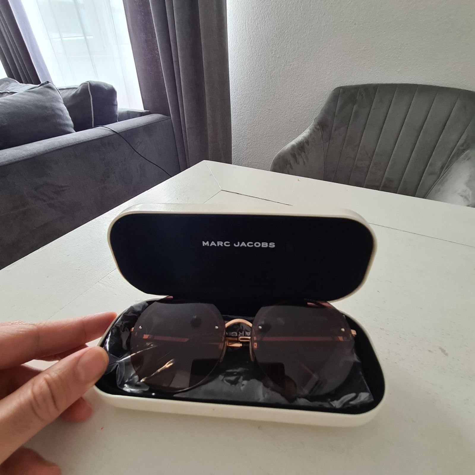 Слънчеви очила на" Marc Jacobs"