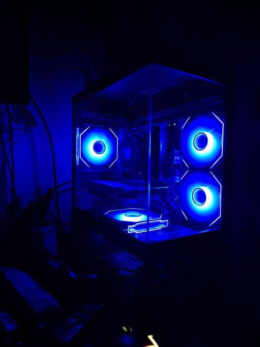 Компютър  rx580 8gb