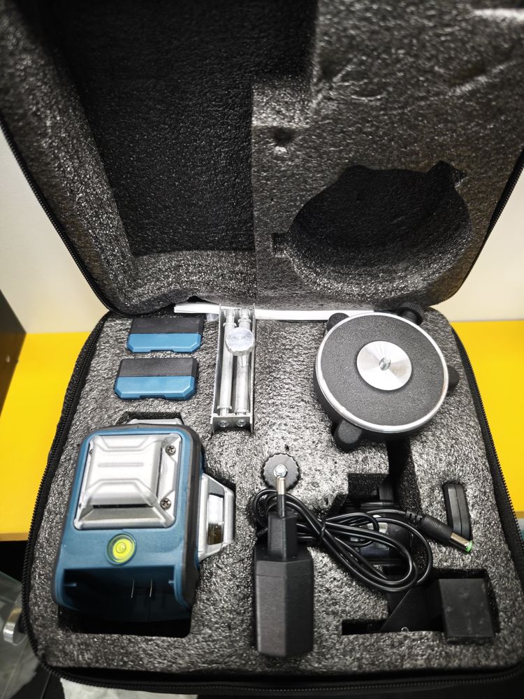 Laser Level 16 linii ( cu lumina verde) nou sigilat