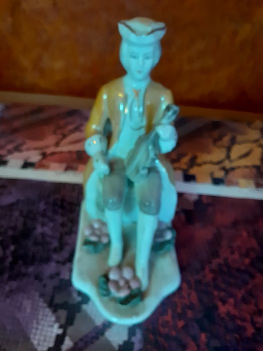 Bibelouri  porțelan -   20 / 25 bucati