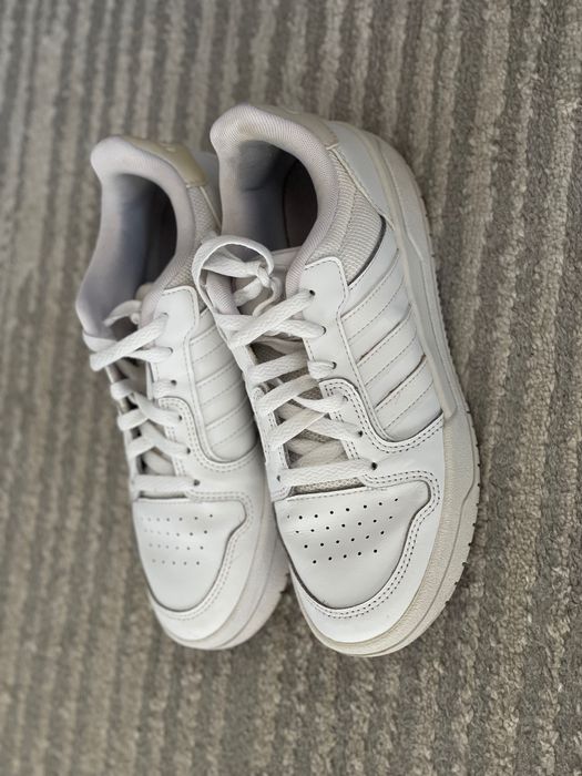 Бели кецове/ маратонки Adidas, номер 39 1/3