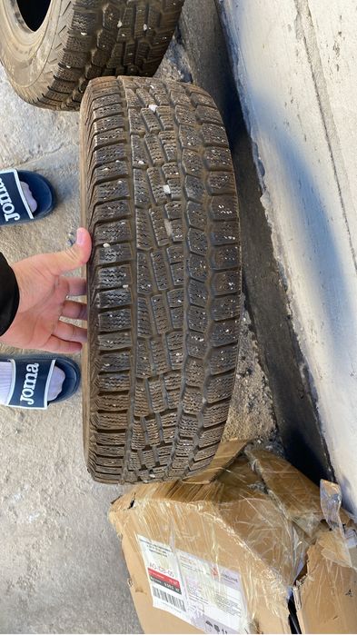 Зимние покрышки б/у