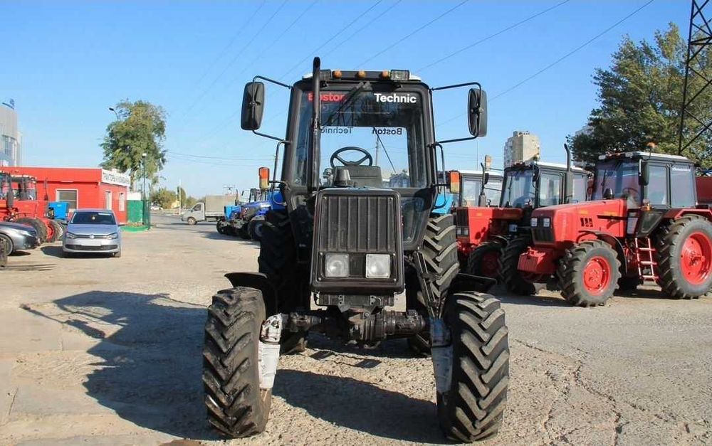 MTZ (Belarus) 892 трактори, 2015-йил