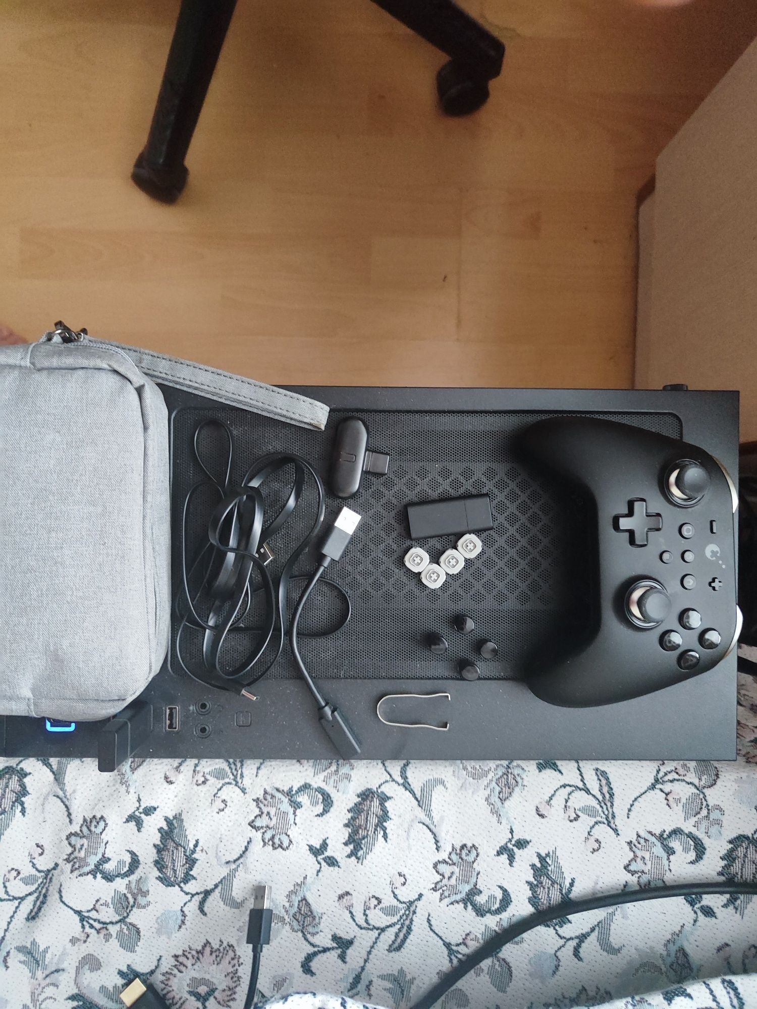 Gulikt контроллер за Xbox/PS5/PC