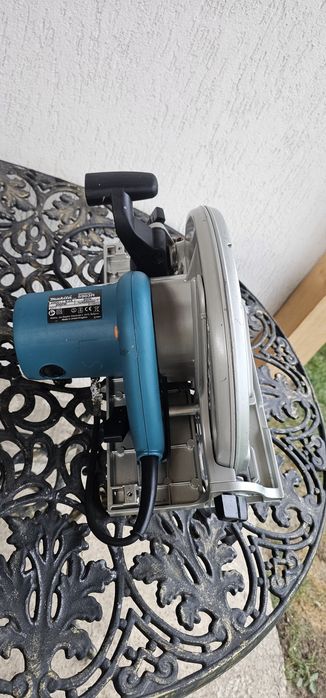 circular makita 5903r