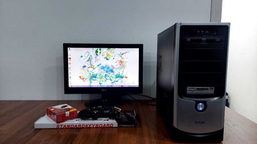 Компьютер в комплекте с монитором 19", HDD 500 Гб, камера, беспр. мышь