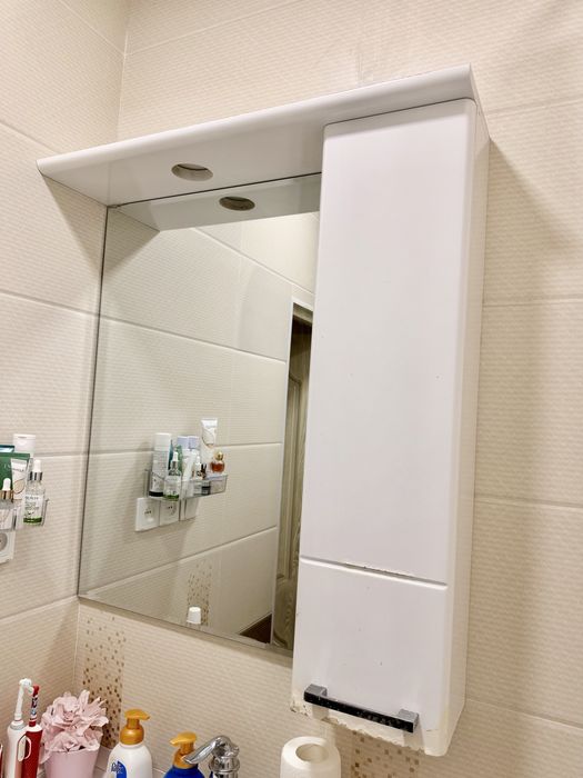 Продается .в хорошем состоиянии ,нужно только поменять дверцу