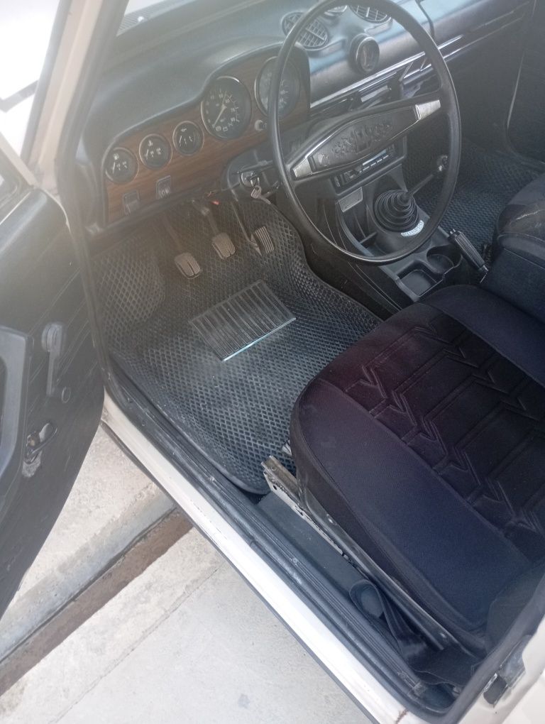 Sirochna sotiladi vaz2106