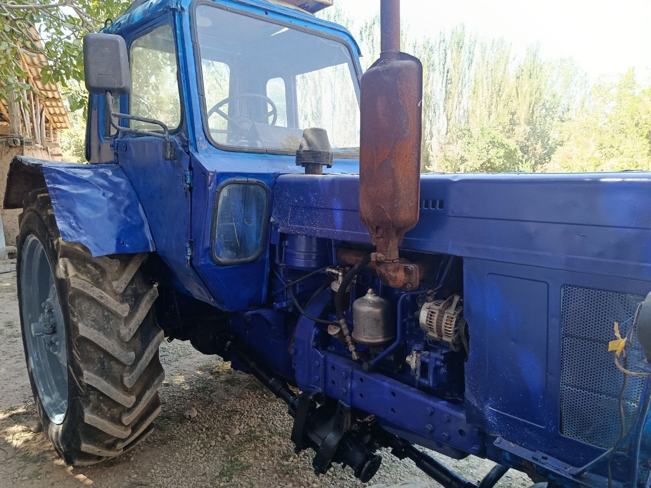 Mtz80 srochni sotiladi