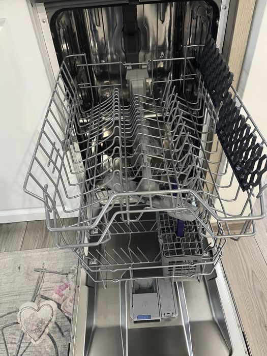 Masina de spalat vase Beko