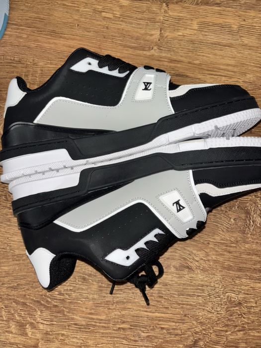 Vand Lv black and grey Marimea 44