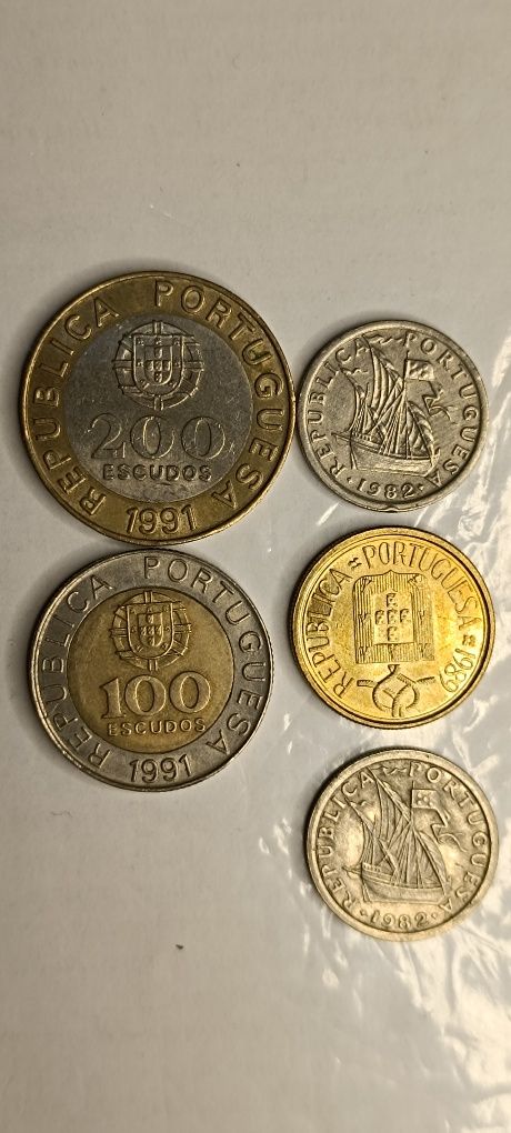 Продам монеты Португалии