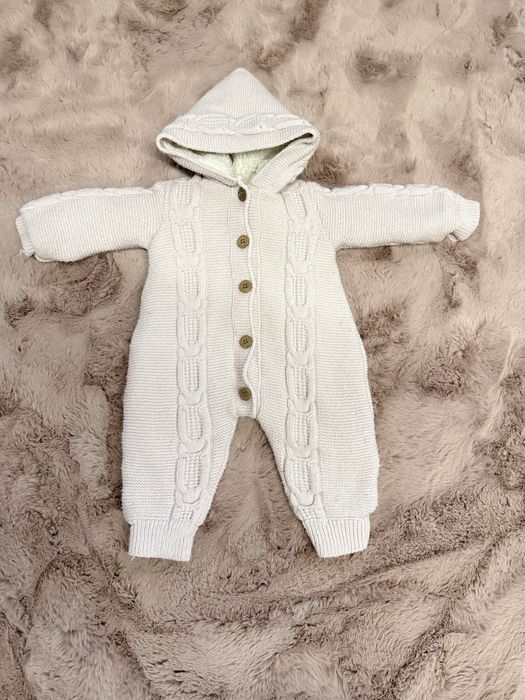 Бебешки космонавт плетен