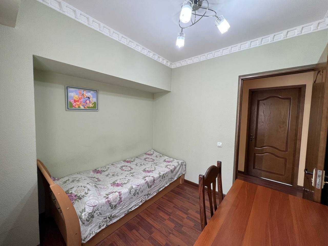 Ц-1, 5в4, 110 м², 2 с/у, средний ремонт 5/9, Шахрисабз гостиница Тата`
