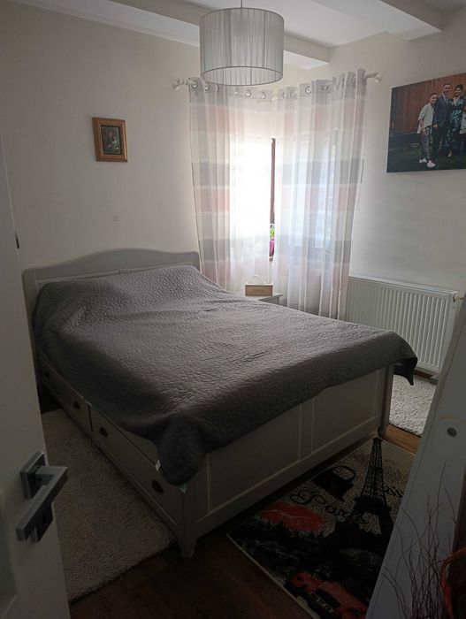 Casa de vânzare !!!