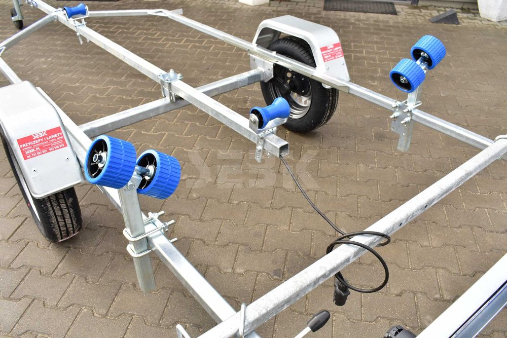 Remorca barci / Peridoc 450 kg Niewiadow P415 1 Axa – 5×1.20 m