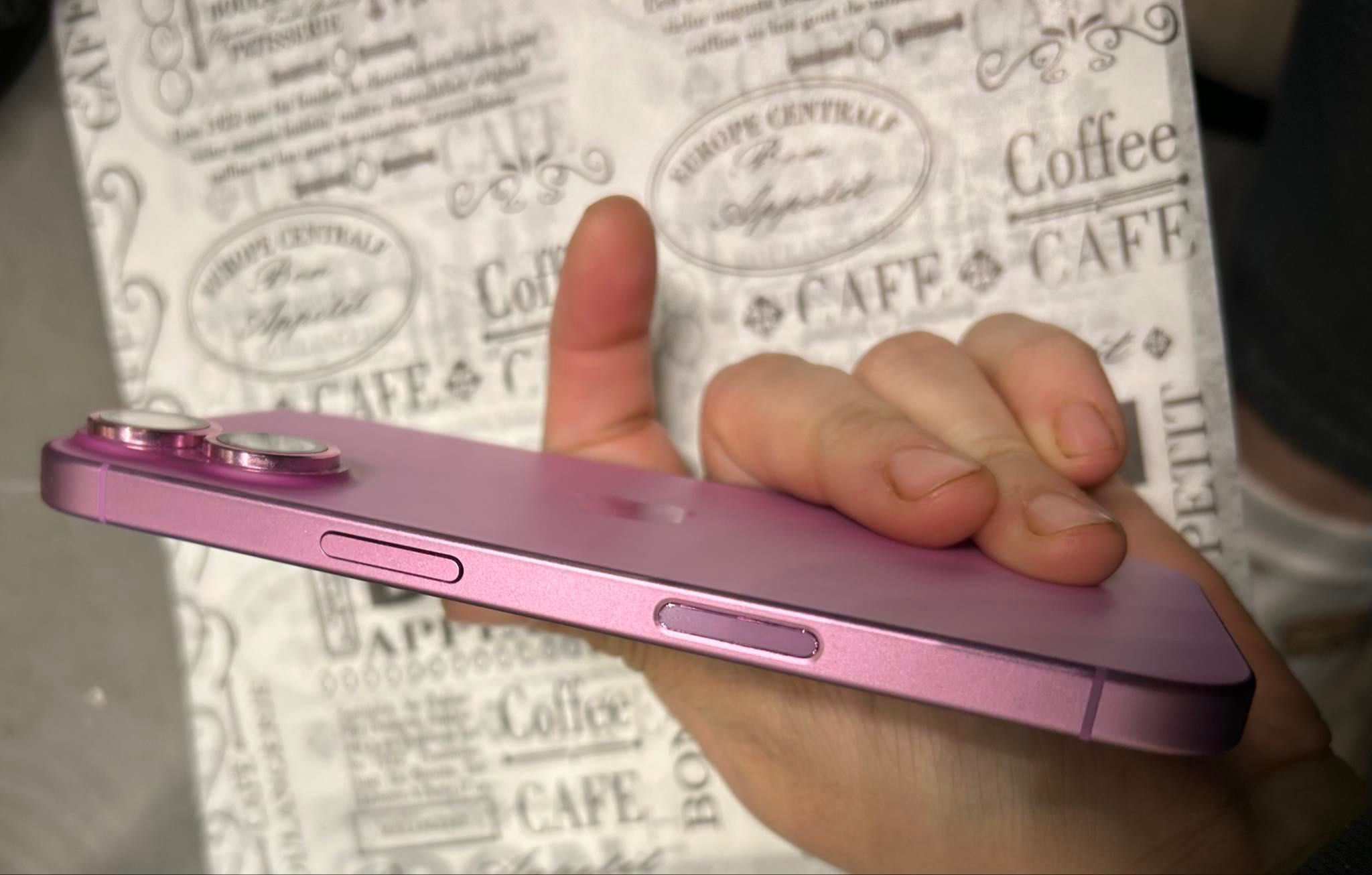 IPHONE 16 pink 128 GB. с гаранция.