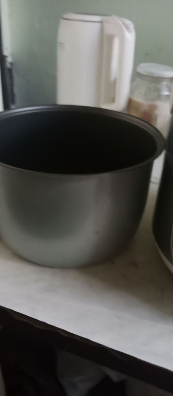 Мультиварка продам