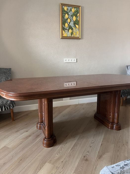 Стол обеденный! Срочно!