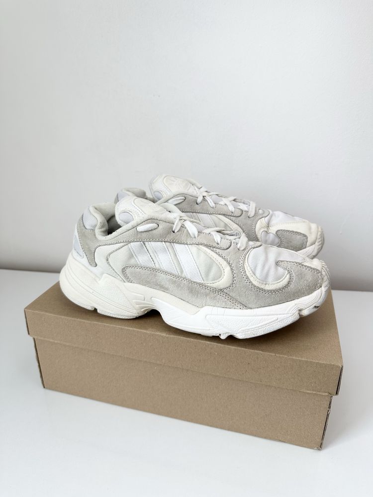 Adidas YANG-1 ( 42) Маратонки