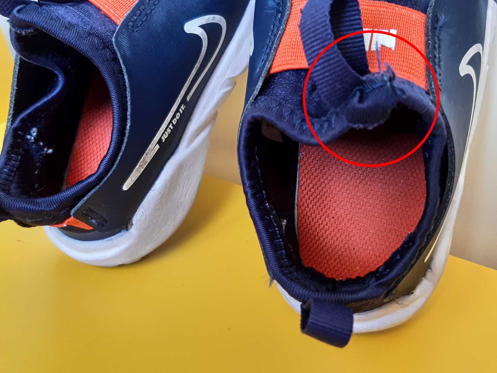 Nike Flex Runner 2, размер 25