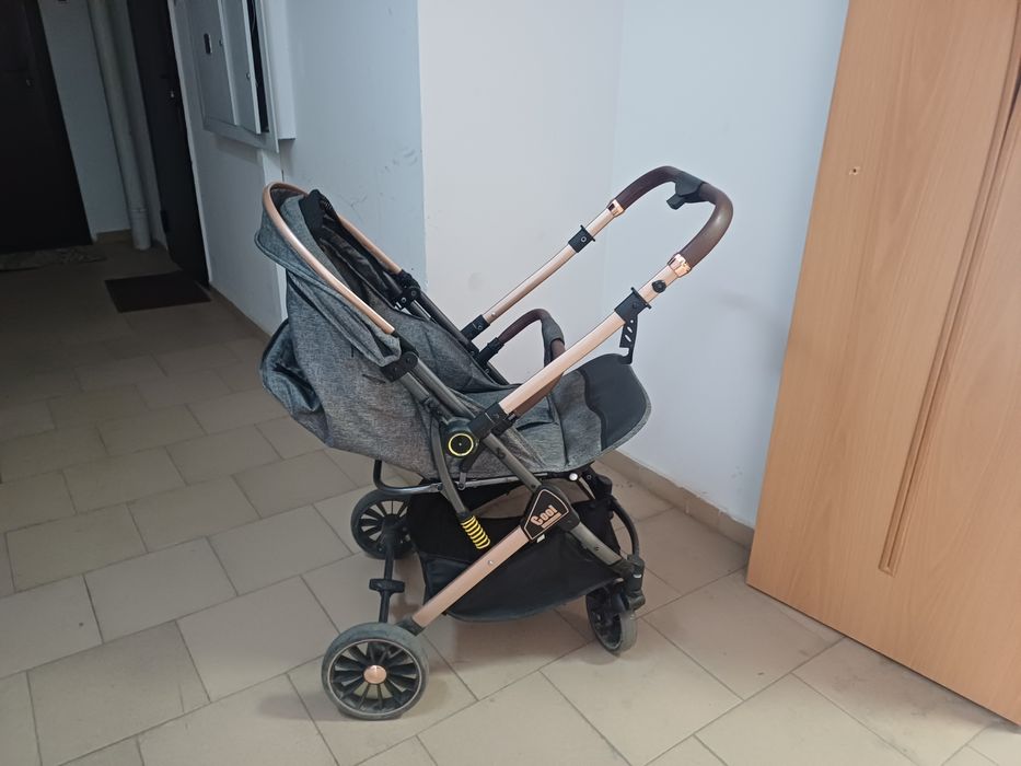 Продам детскую коляску