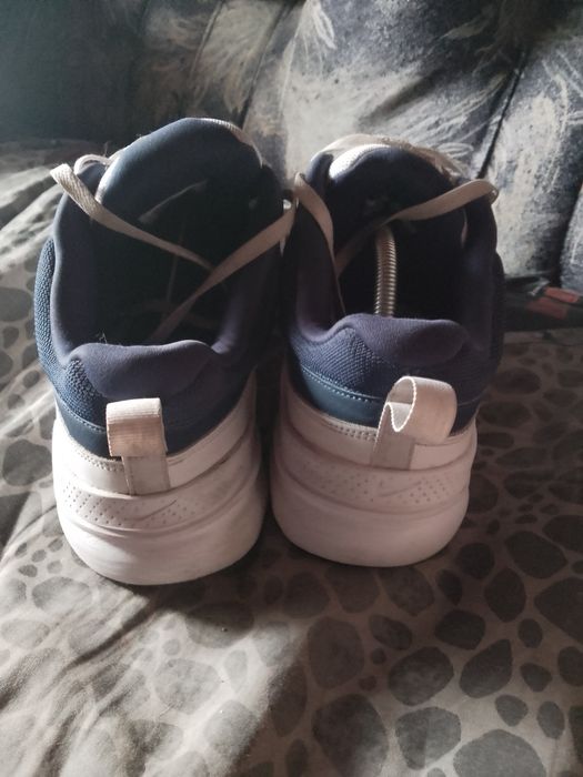 Маратонки Nike номер 46